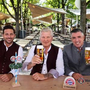 paul fcb fotoshooting  fcb legends biergarten x